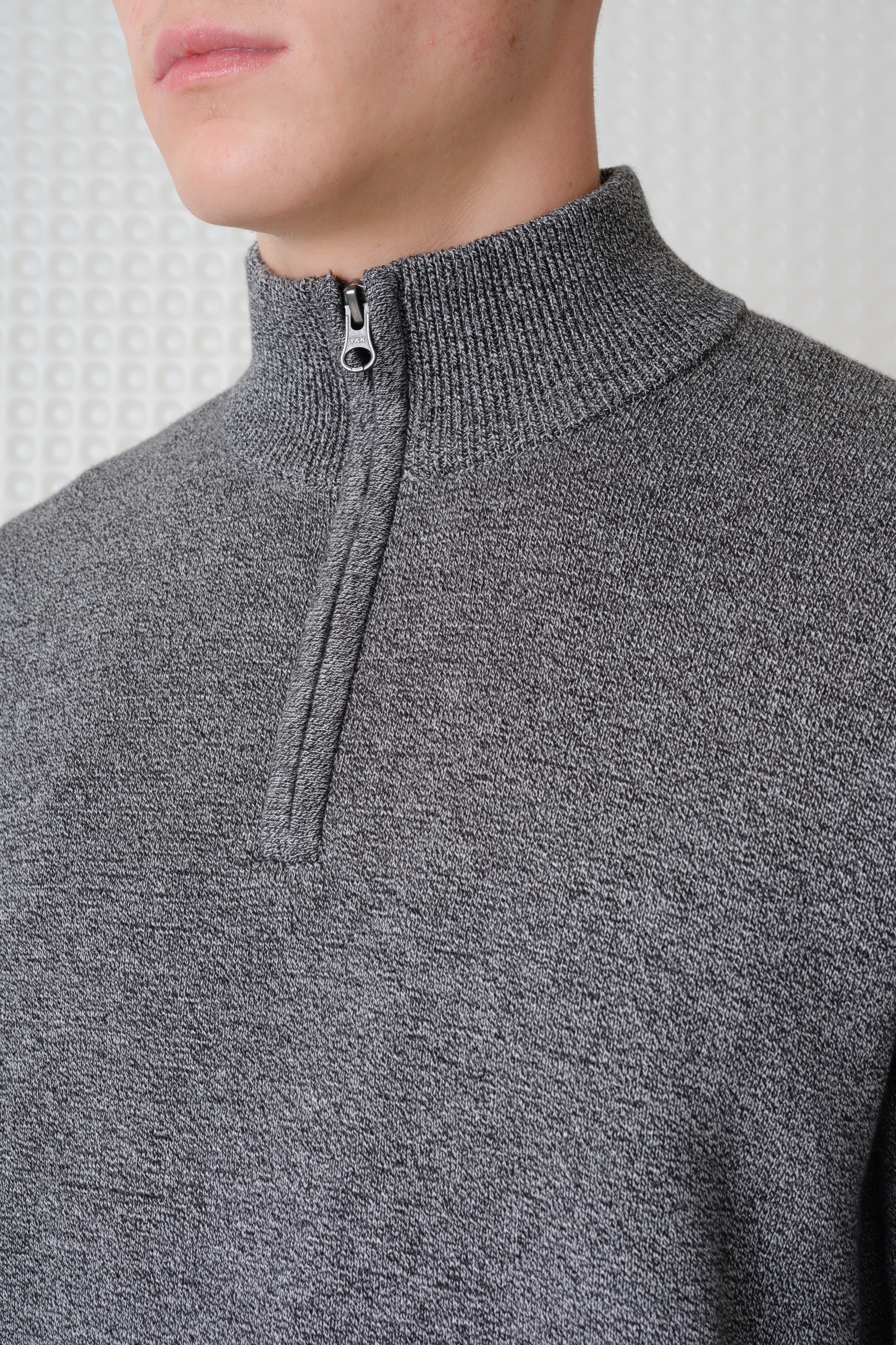 Arlon - Quarter Zip - Light Grey