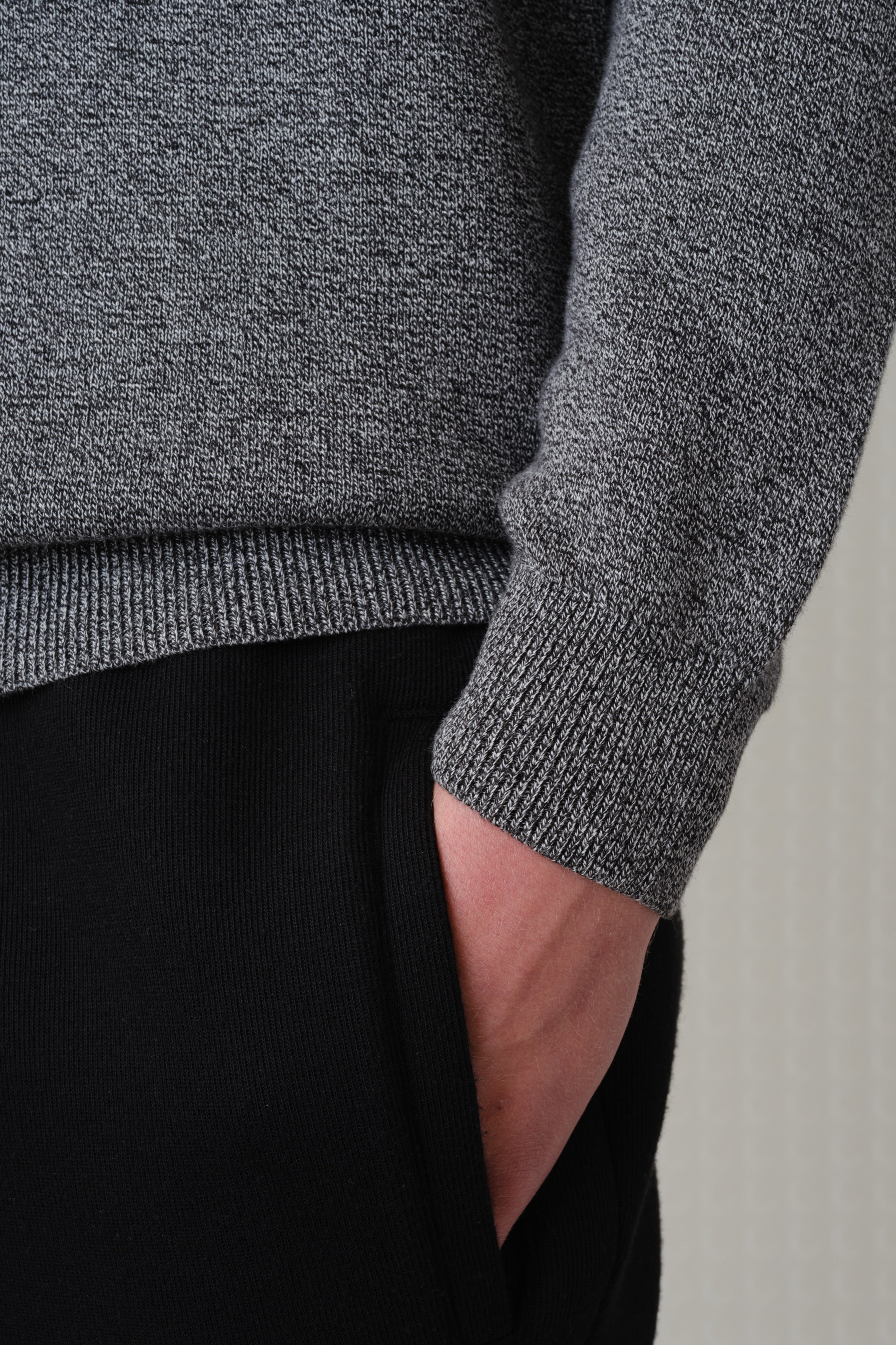Arlon - Quarter Zip - Light Grey