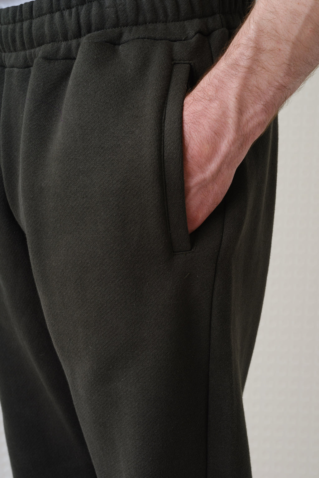 Brody - Brush Back Sweatpant - Dark Olive