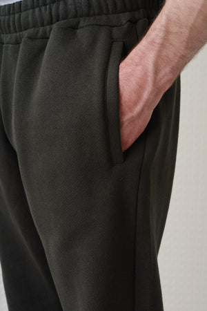 Brody - Brush Back Sweatpant - Dark Olive