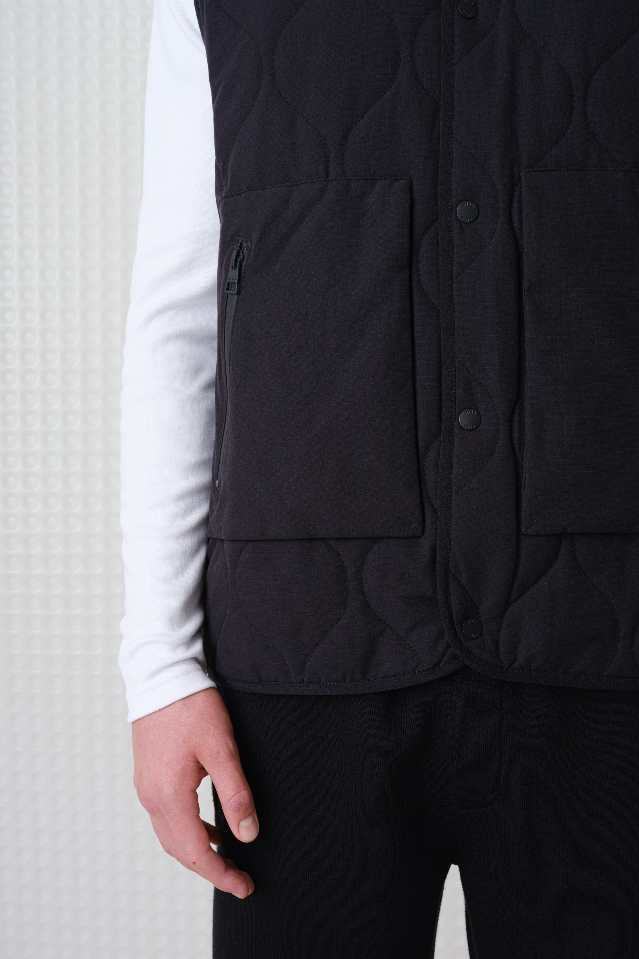 Dalvik - Wadded Gilet - Black
