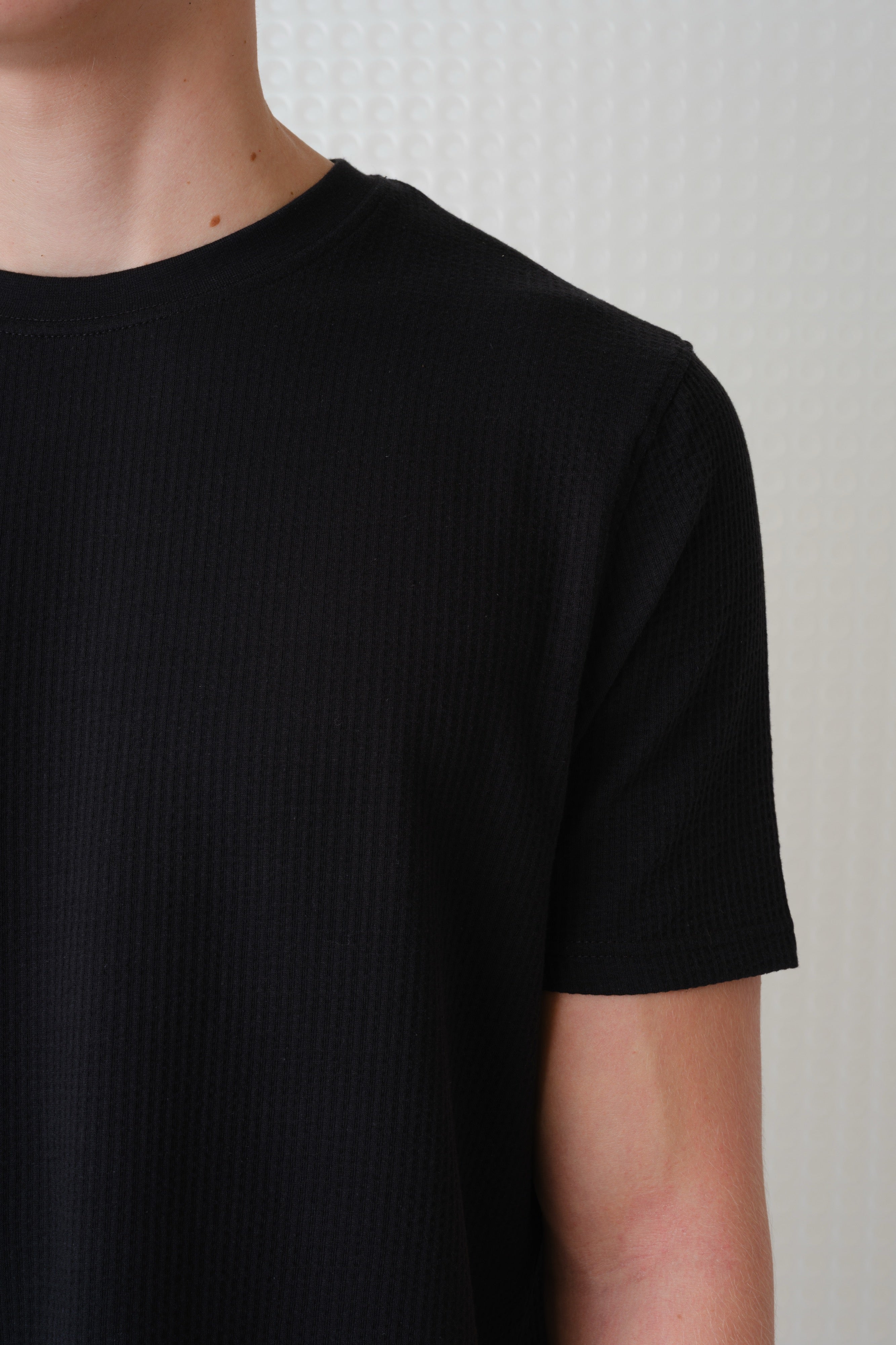 Full - Seersucker Tee - Black