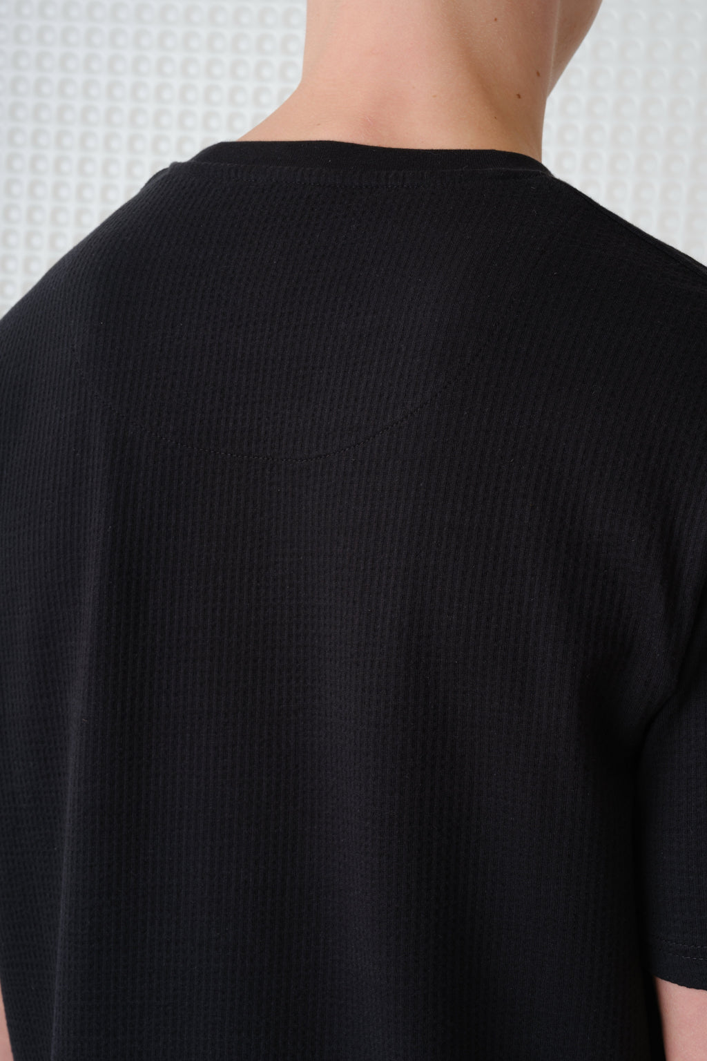 Full - Seersucker Tee - Black