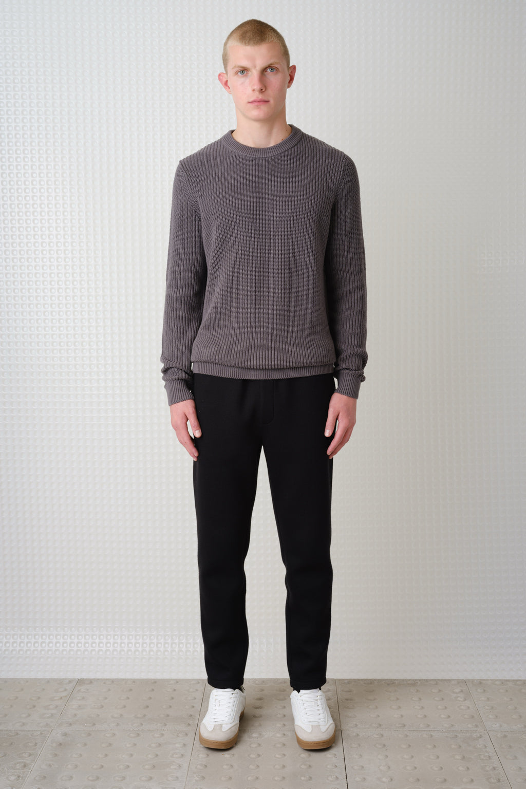 Herning - Crew Neck Knit - Charcoal