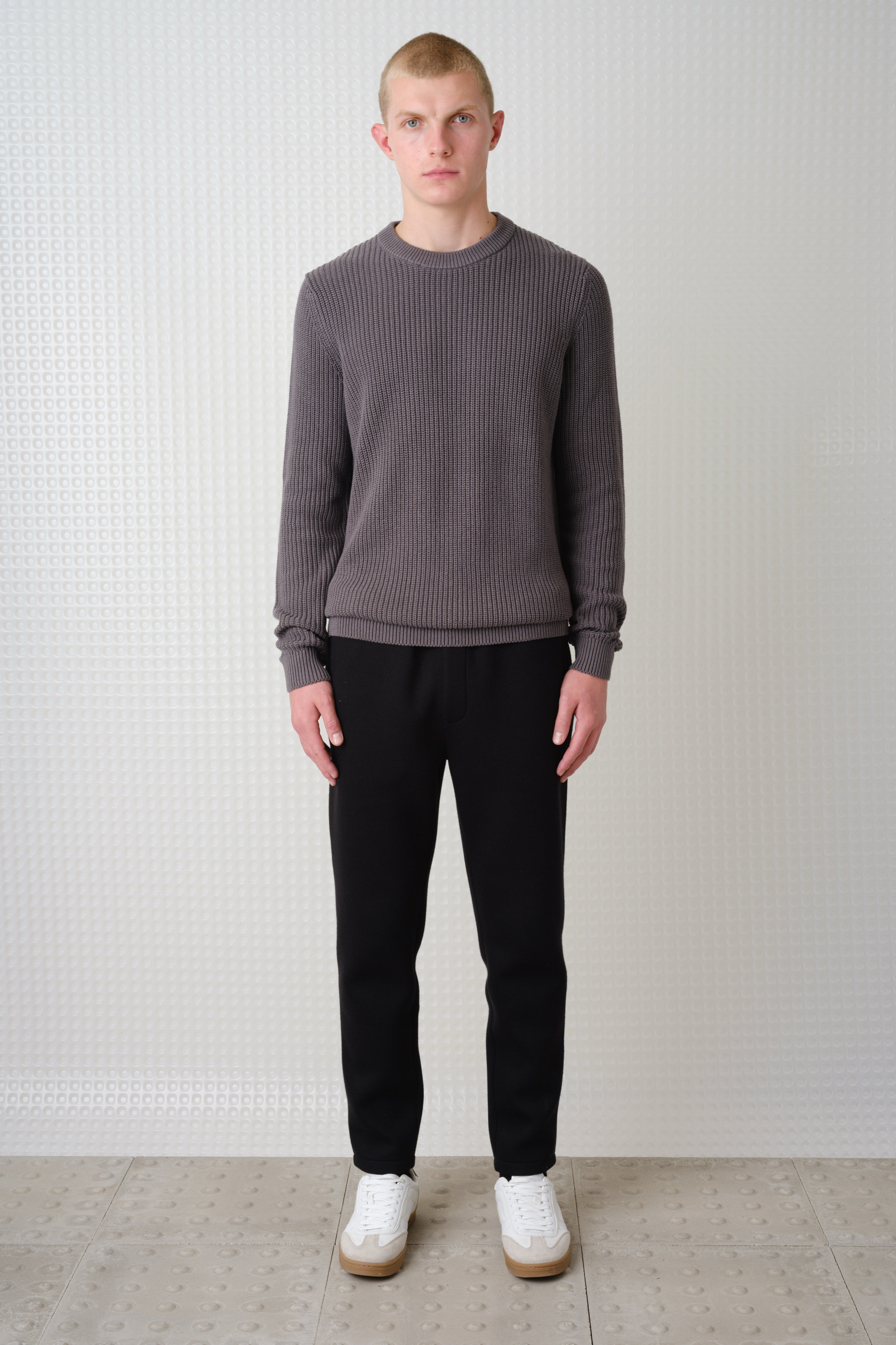 Herning - Crew Neck Knit - Charcoal