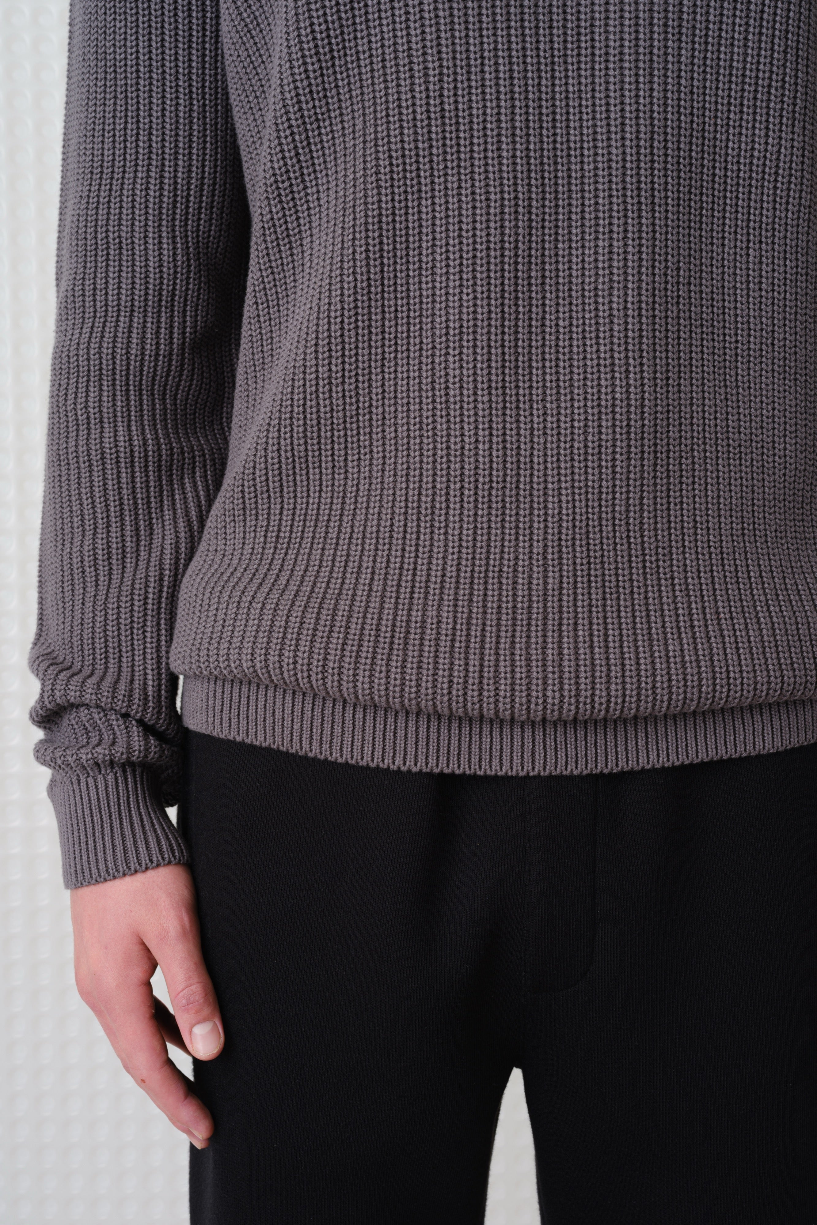 Herning - Crew Neck Knit - Charcoal