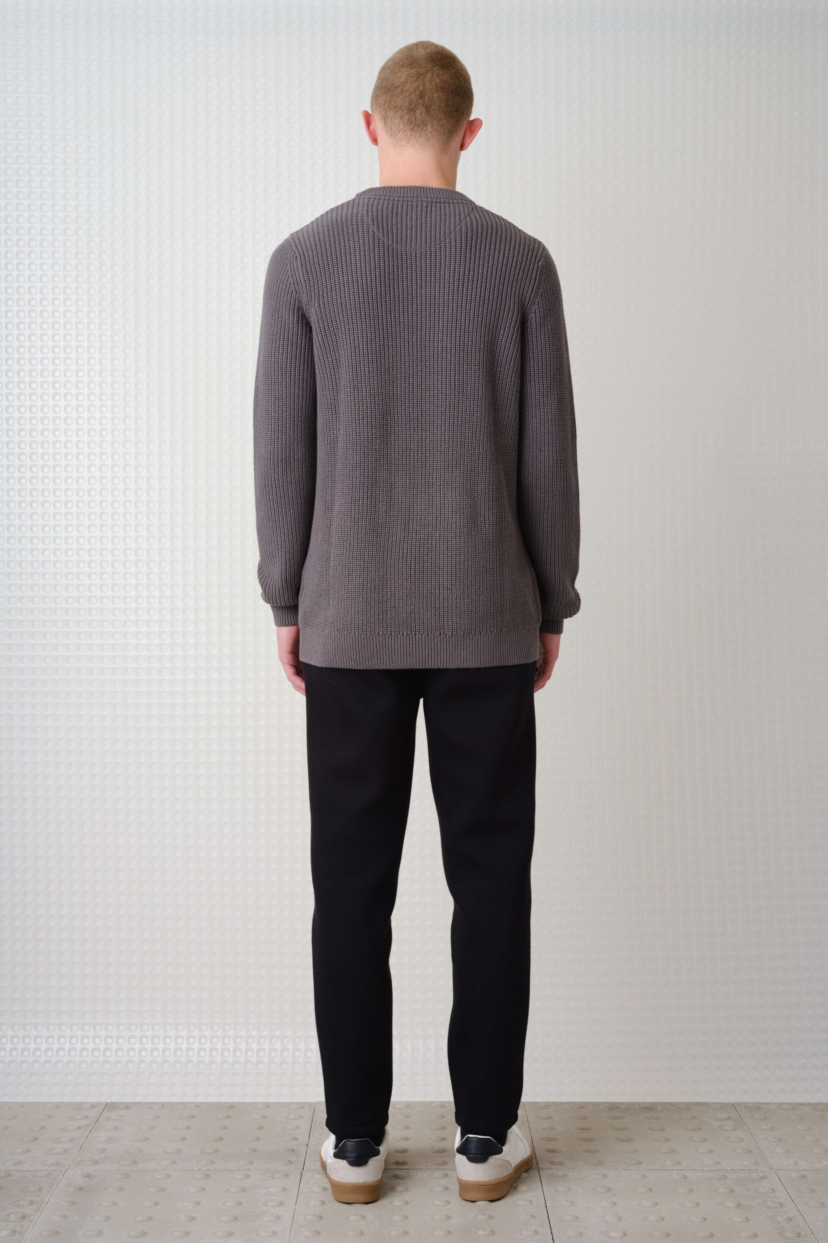 Herning - Crew Neck Knit - Charcoal