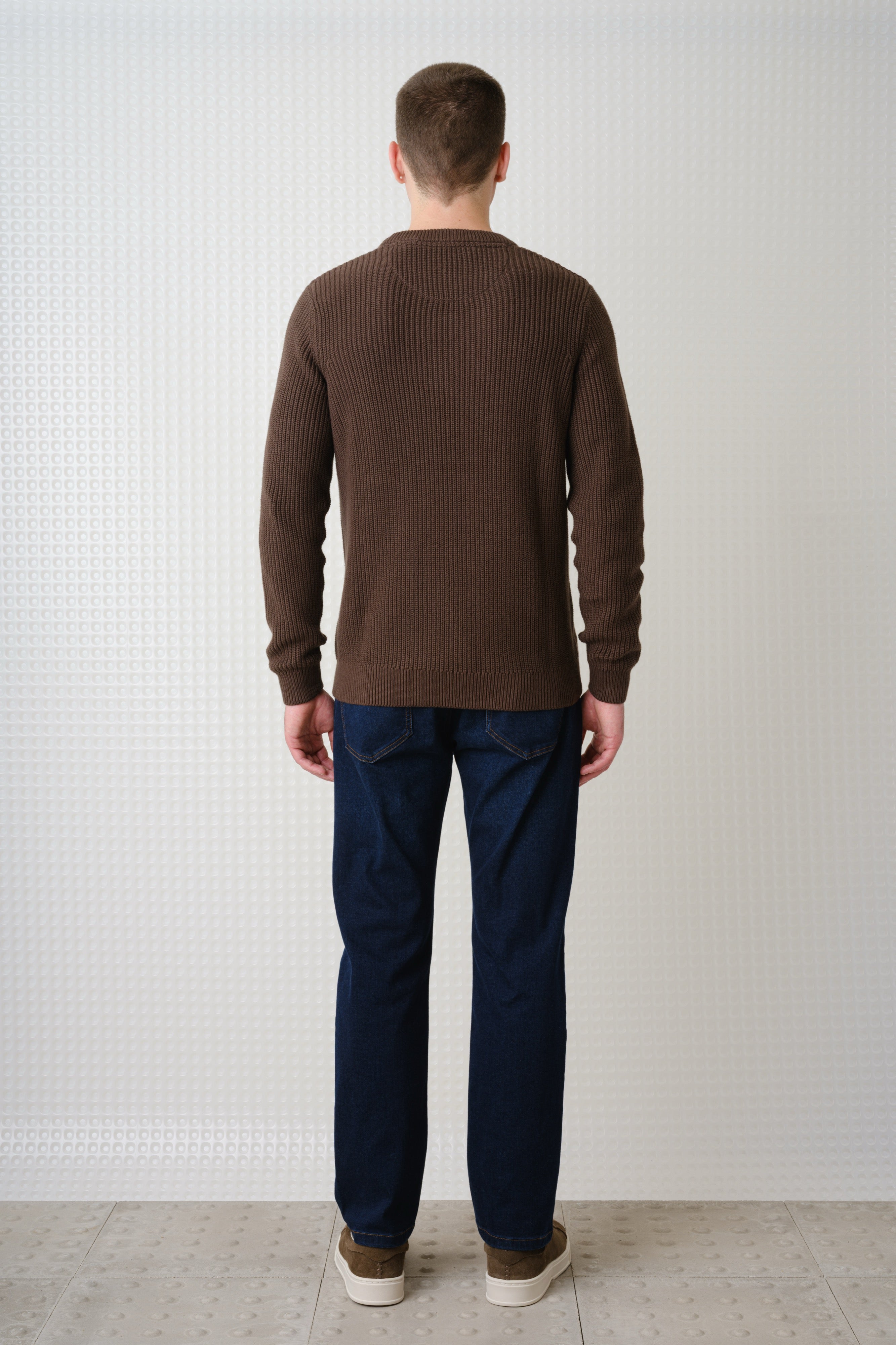 Herning - Crew Neck Knit - Dark Chocolate