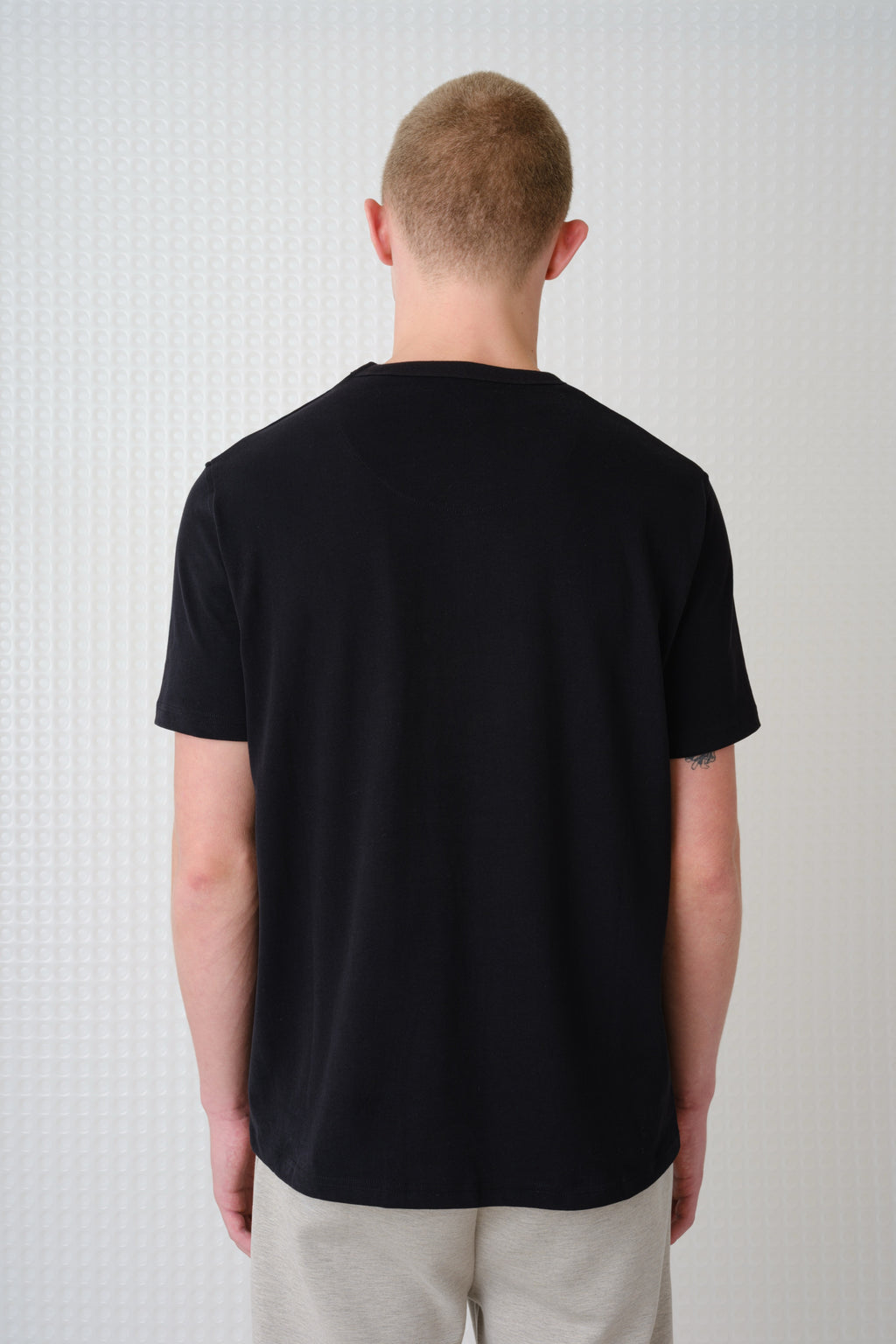 Lander - 230GSM Peached Tee - Black
