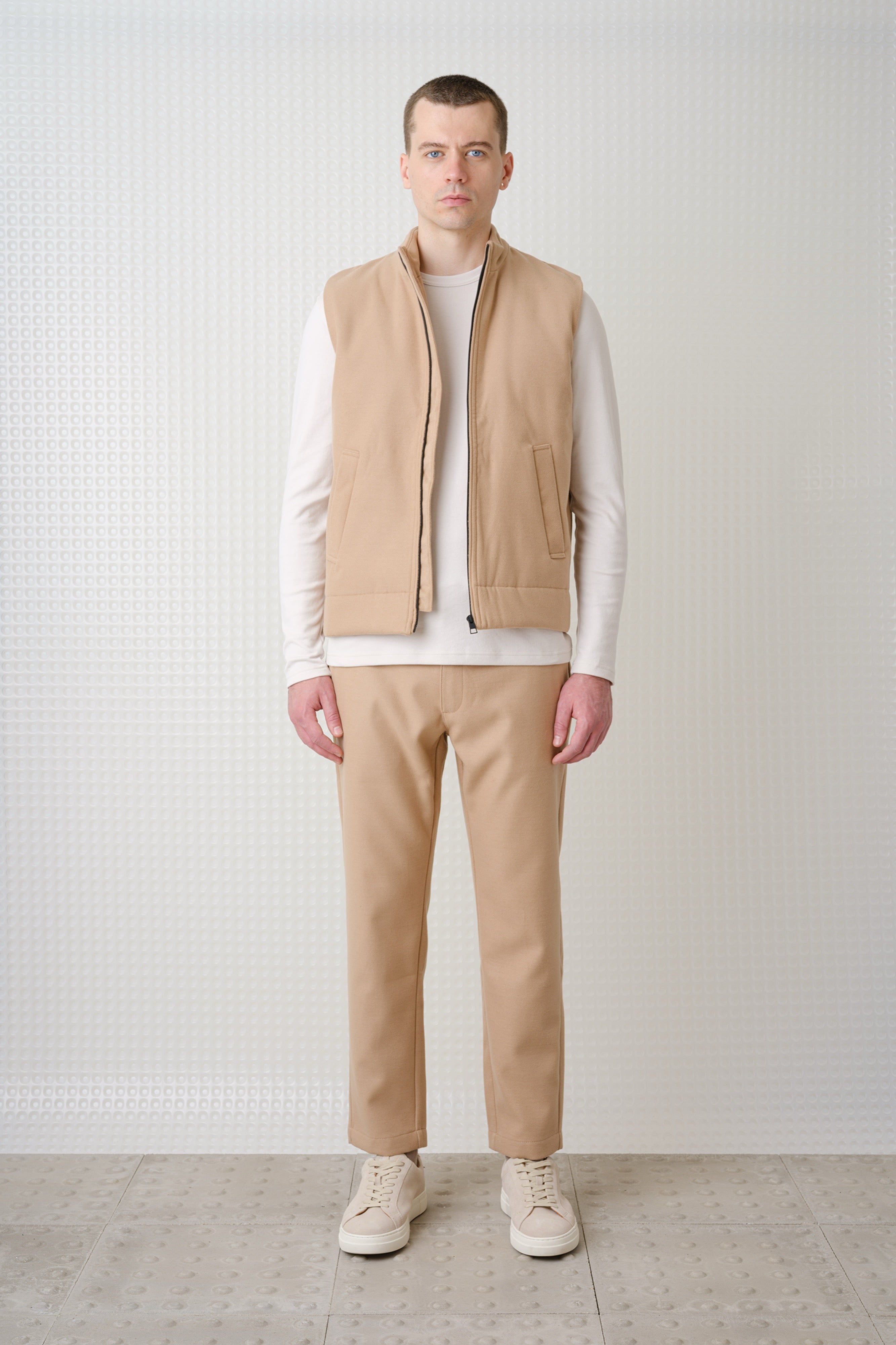 Mount - Wadded Gilet - Camel