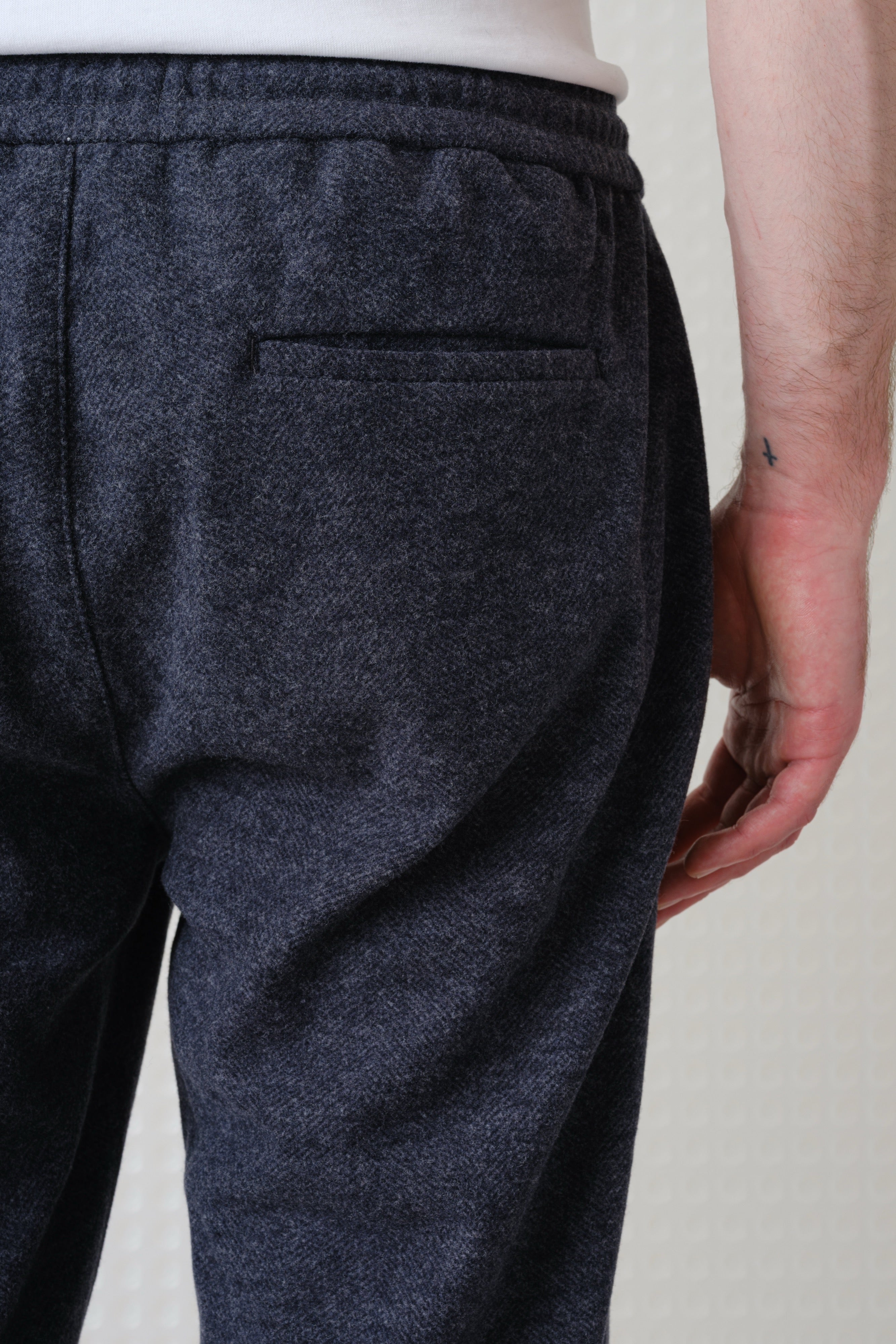 Ryan - Herringbone Jersey Trouser - Charcoal