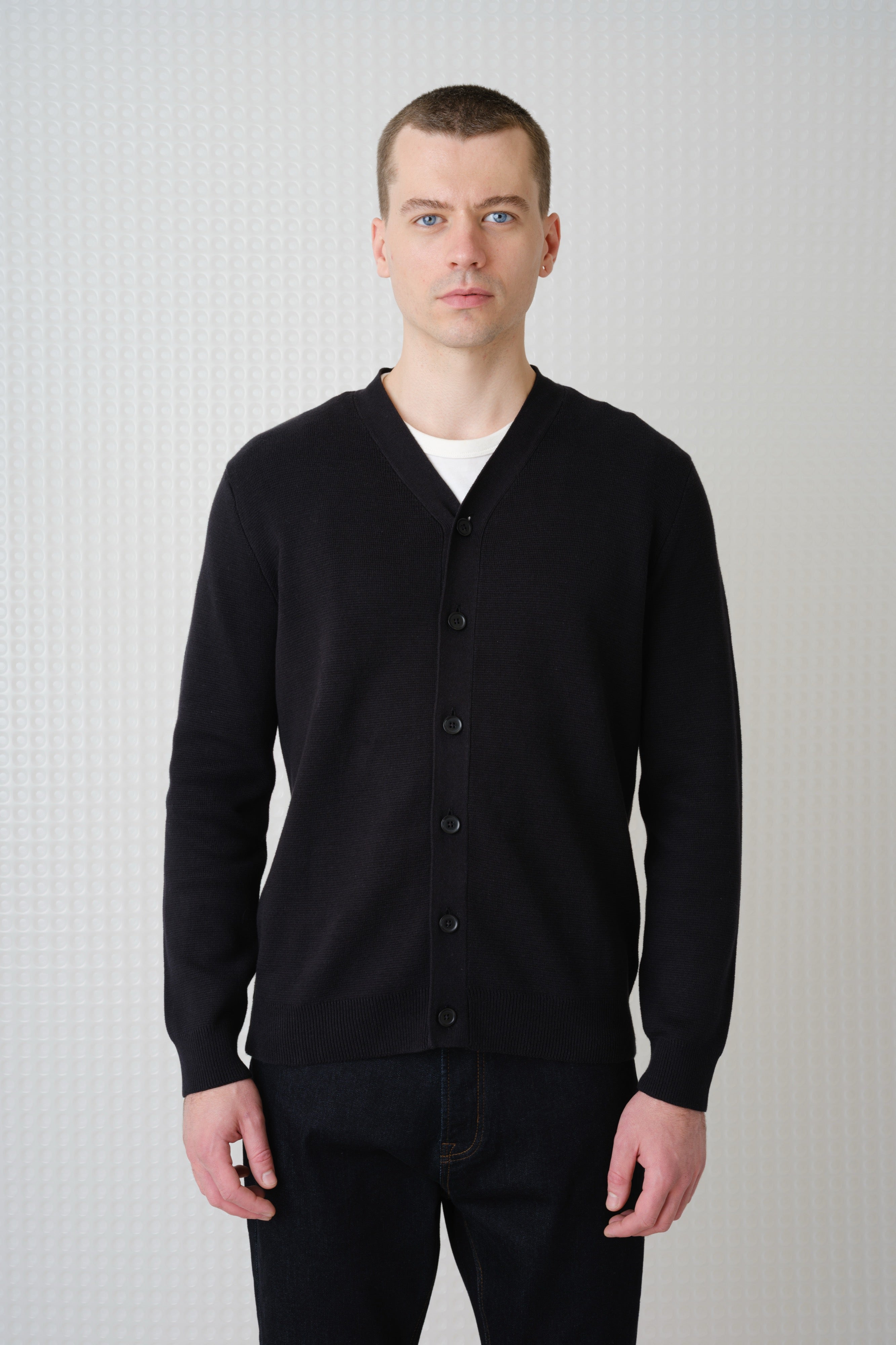 Skall - High Break Cardigan - Black