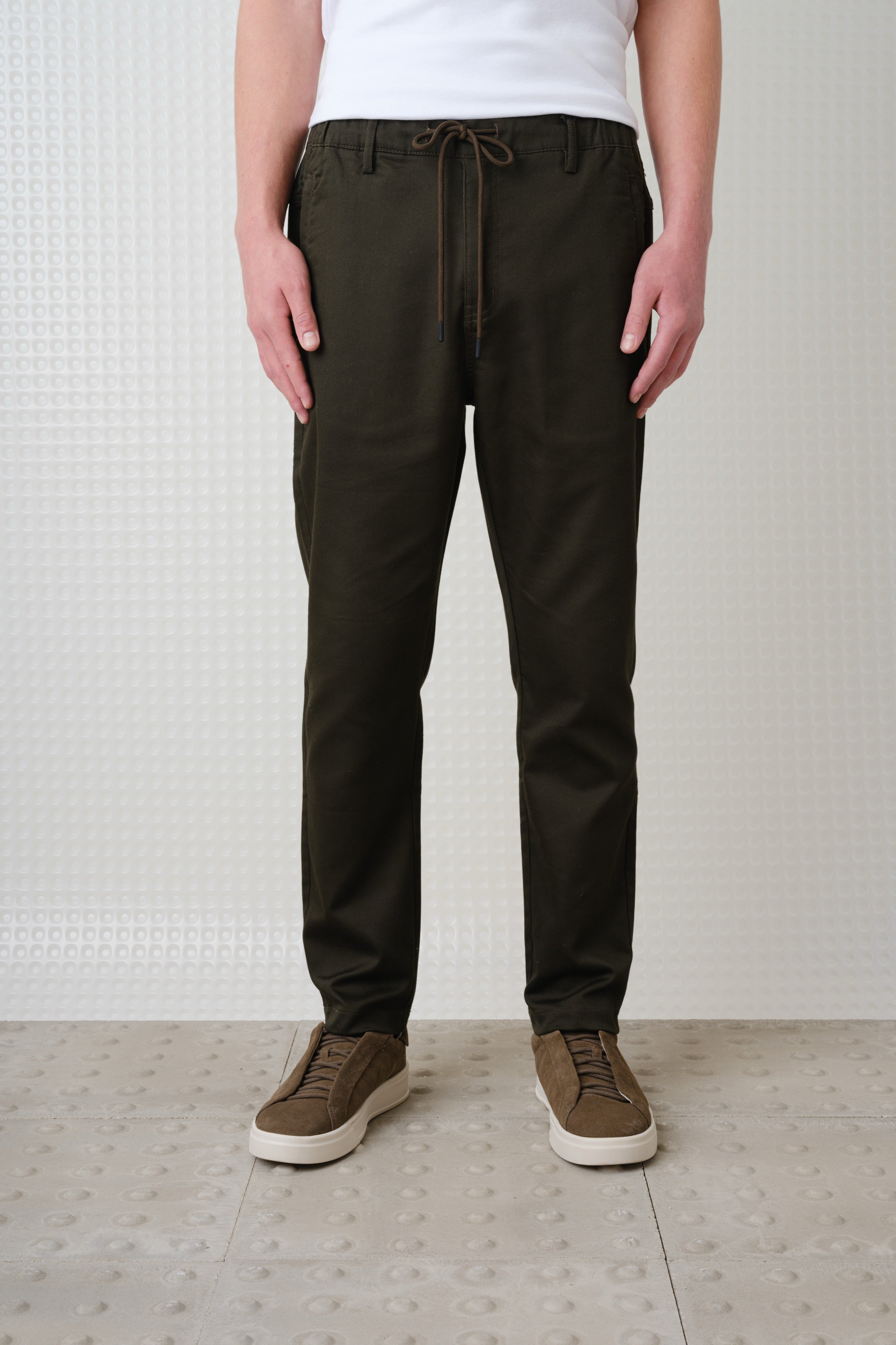 Elsted - Tech Nylon Jogger - Khaki